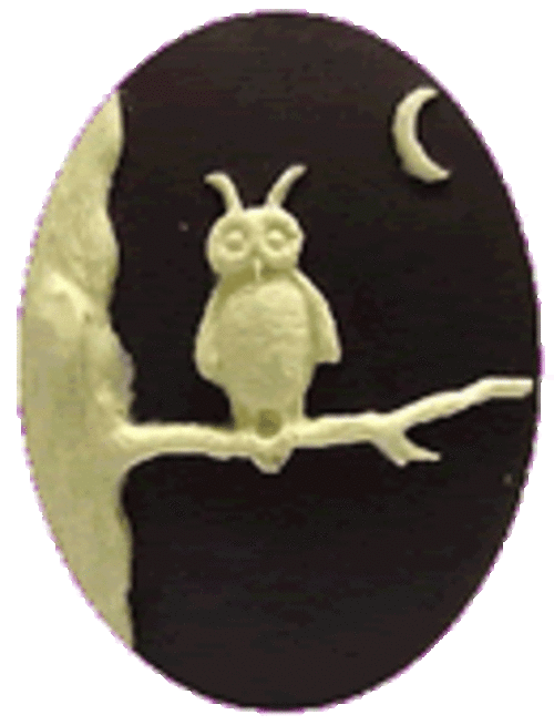 kelmscott Hoot needleminder.gif